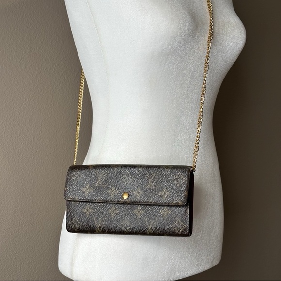 Louis Vuitton Handbags - Authentic LV monogram Crossbody wallet